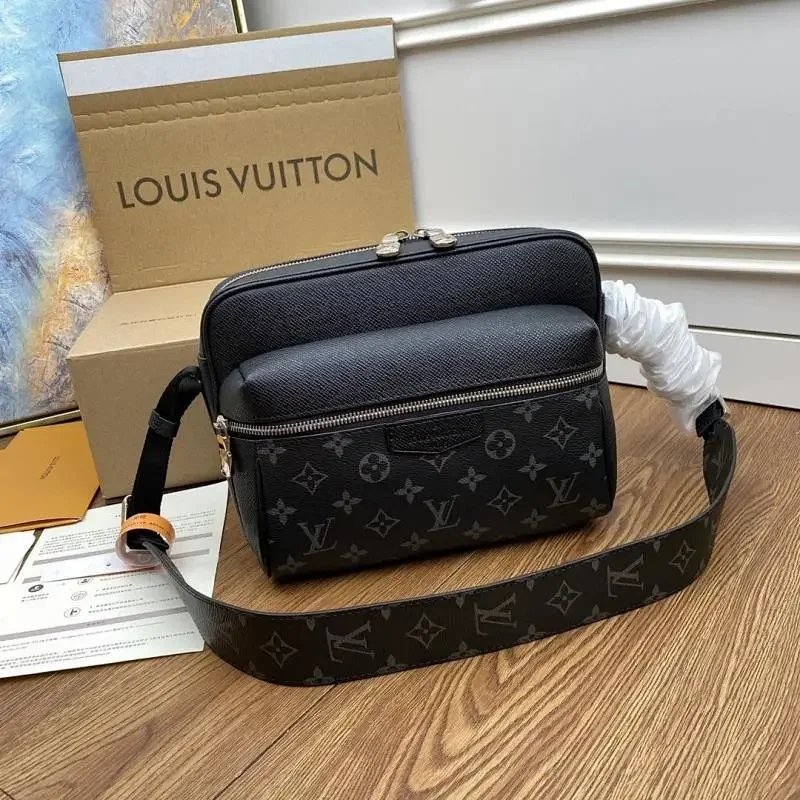 Louis Vuitton Monogram Crossbody Bag — 25