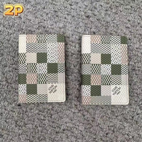 LE/Year of the Snake/Pharrell Williams Cardholder