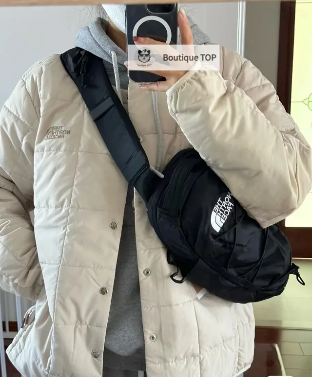 The North Face Jackets Hooded color-block zip-front jacket product detail image 13