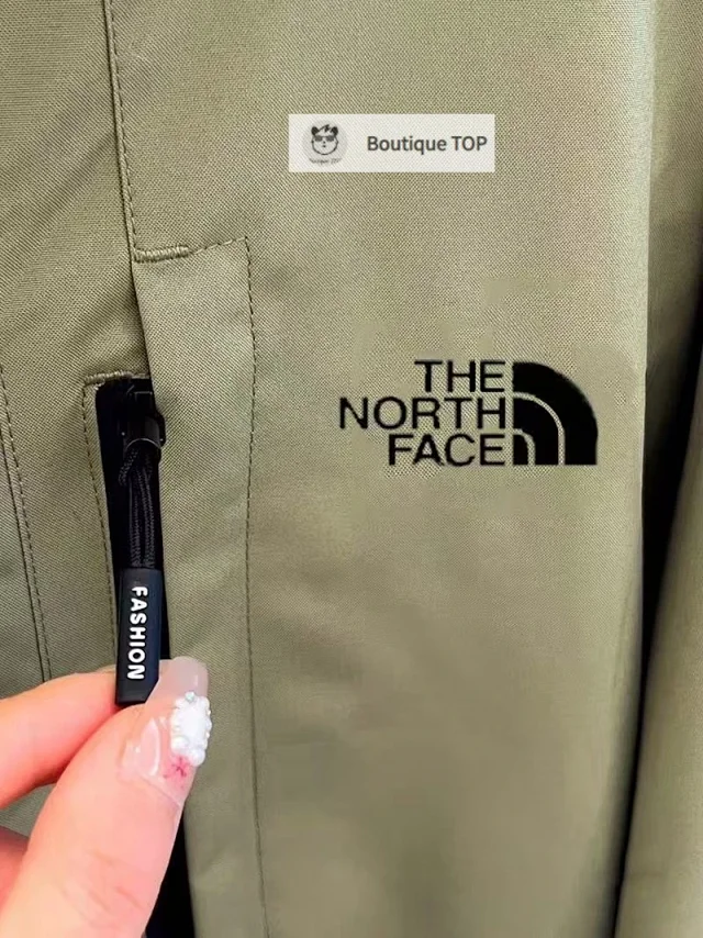 The North Face Jackets Hooded color-block zip-front jacket product detail image 11