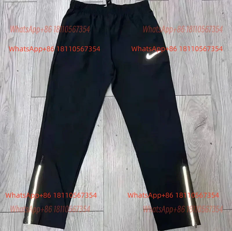 Nike Dri-FIT Challenger Woven Running
