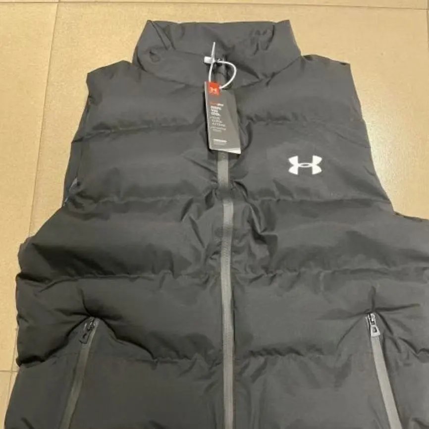 UA vest - black