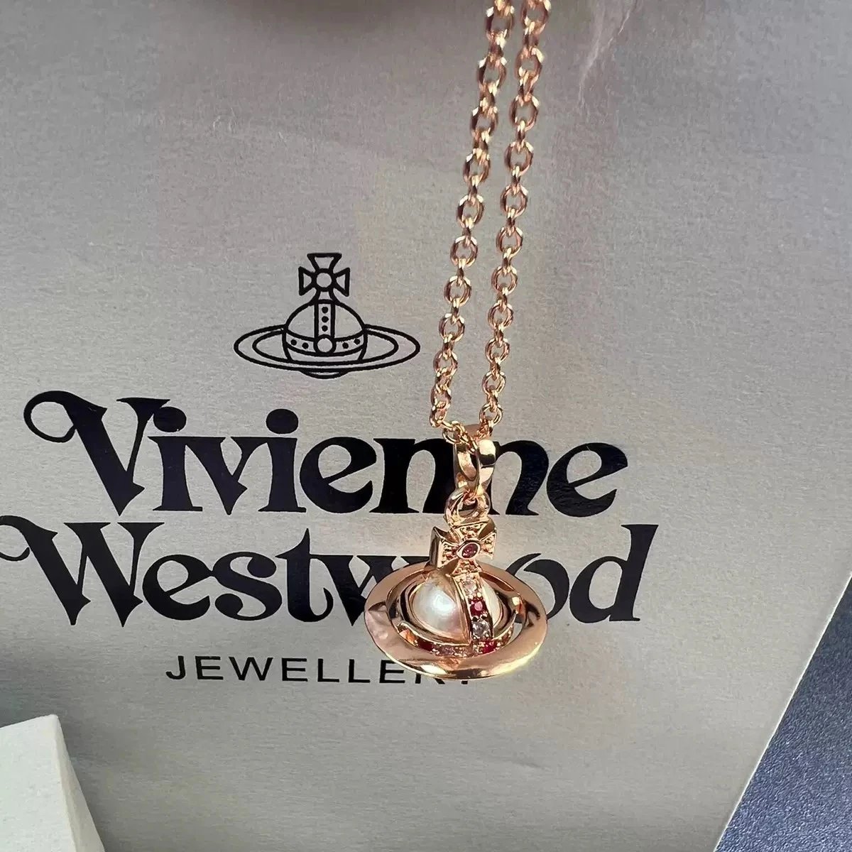 Rose gold white pearl