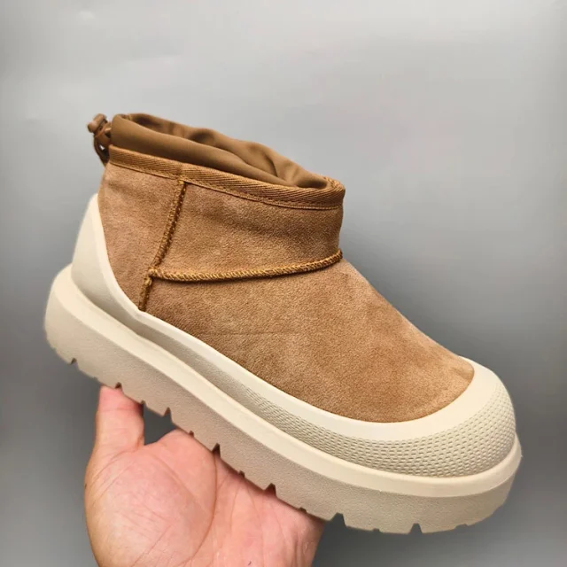 UGG Boots Suede ankle snow with platform lug soles product detail image 4
