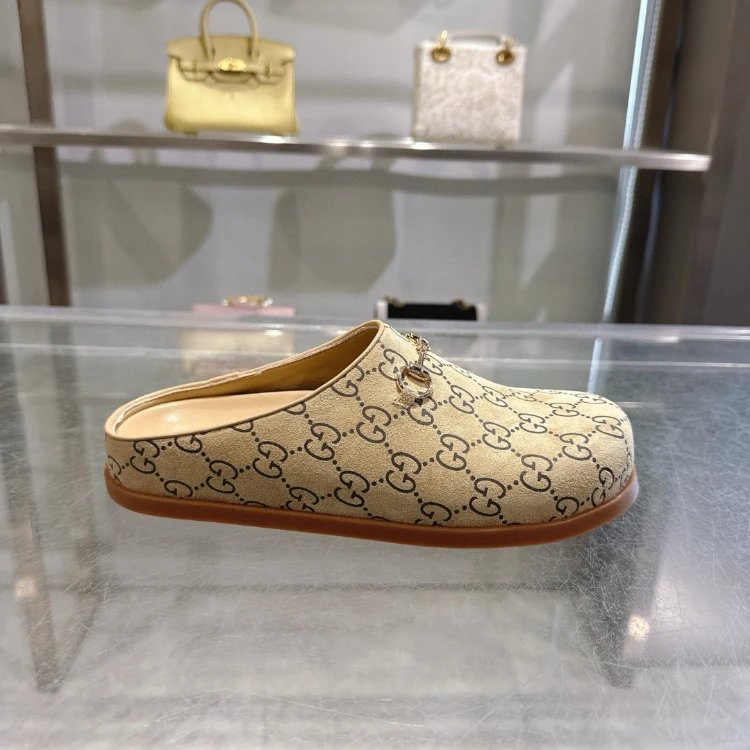 Gucci Slippers GG Monogram Horsebit Closed-Toe Mules — Figure 5