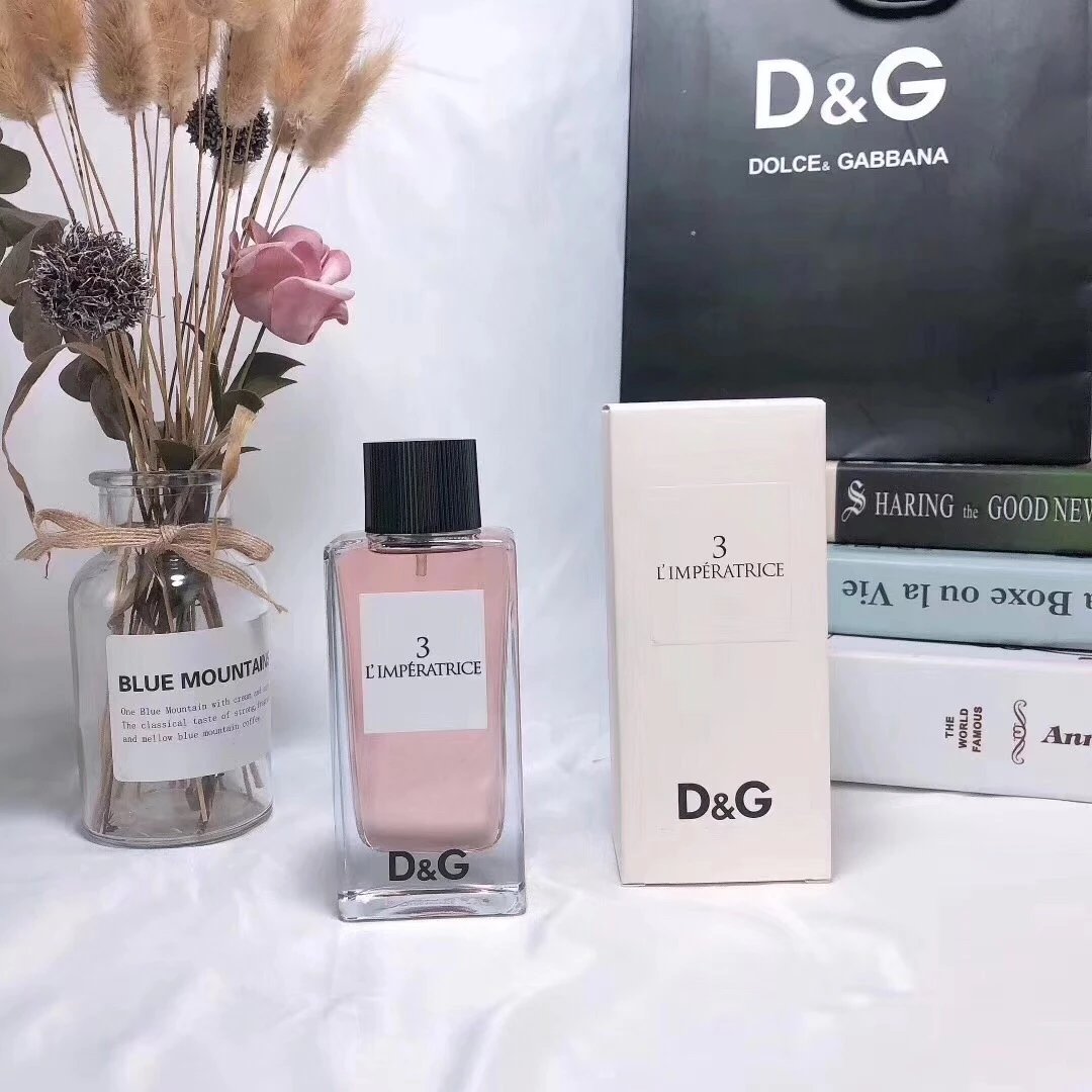 Dolce & Gabbana perfume bottle and packaging QC photos