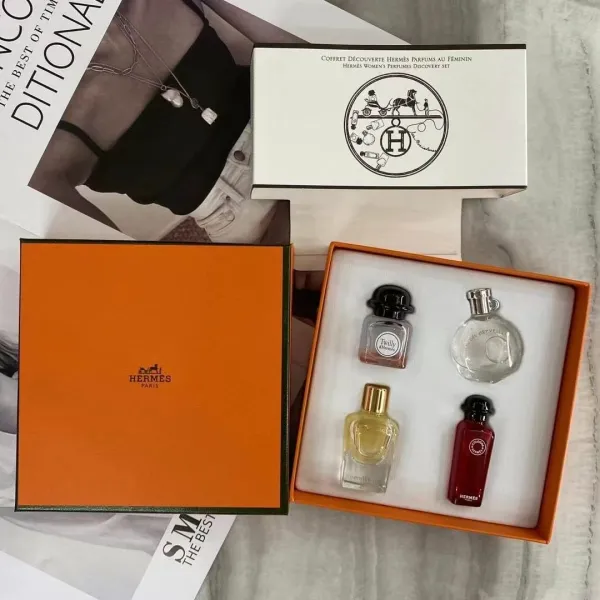 Hermès Mini Perfume Set: Twilly d’Hermès, Eau des Merveilles, Jour d’Hermès Absolu, Cologne d’Hermès - 4
