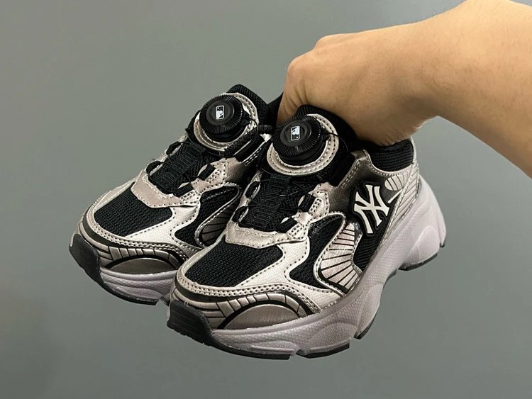 MLB Sneakers Kids' dial-lace chunky with baseball team logos image 4