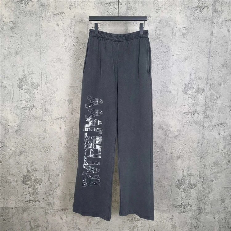 Umbro Trousers Wide-Leg Sweatpants — Washed Black 2