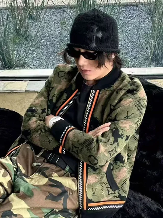 Louis Vuitton Jackets Camouflage Monogram Bomber Jacket product detail image 3