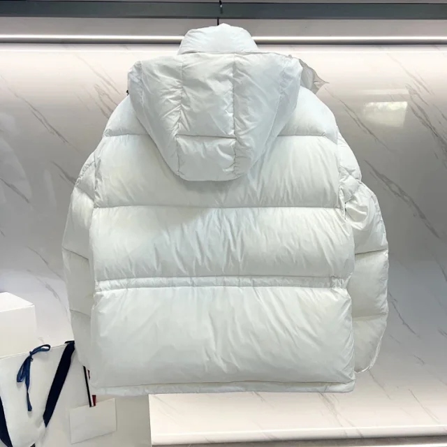 Unbranded Down Jackets Short Hooded Puffer Jacket with Flap Pockets product detail image 4