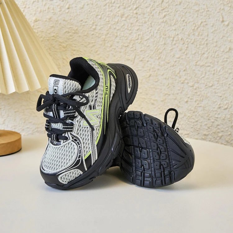 New Balance Sneakers 740 mesh running image 8