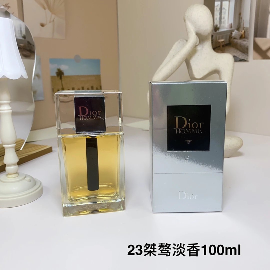 Dior bottle QC photos