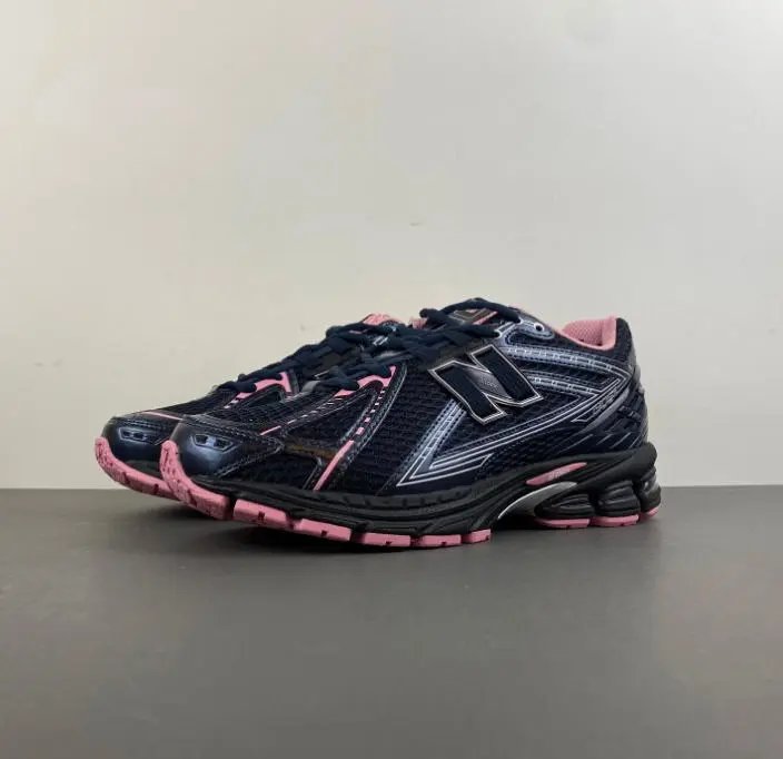 New Balance Sneakers Low-Top Lace-Up — dark blue powder