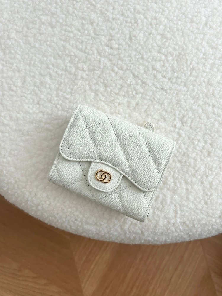 Unbranded Wallets & Card Holders Compact quilted flap coin wallet with zip pocket — white