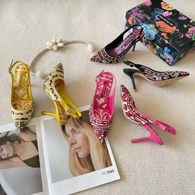 Dolce & Gabbana High Heels Embroidered pointed-toe slingback product detail image 1