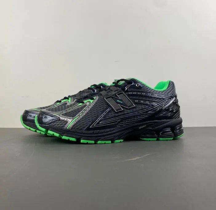 New Balance Sneakers Low-Top Lace-Up — Black-green