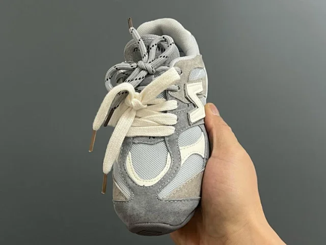 New Balance Sneakers Suede and Mesh Lace-Up product detail image 13