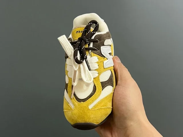 New Balance Sneakers Suede and Mesh Lace-Up product detail image 10