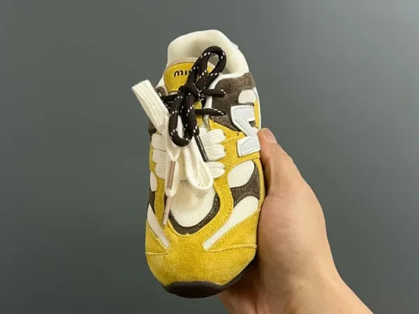 New Balance 990v6 Beige Brown Sneakers - 11