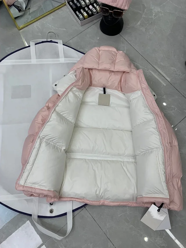 Unbranded Down Jackets Short Hooded Puffer Jacket with Flap Pockets product detail image 6