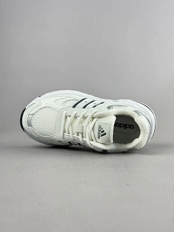 Adidas Sneakers 4155, low-top chunky three-stripe product detail image 8