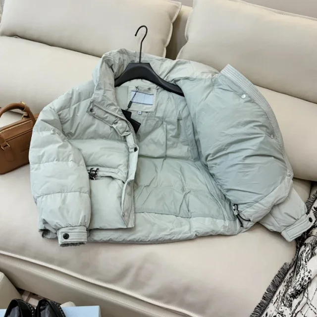 Unbranded Down Jackets AH609 Short Puffer Jacket with Stand Collar and Sleeve Pocket product detail image 3