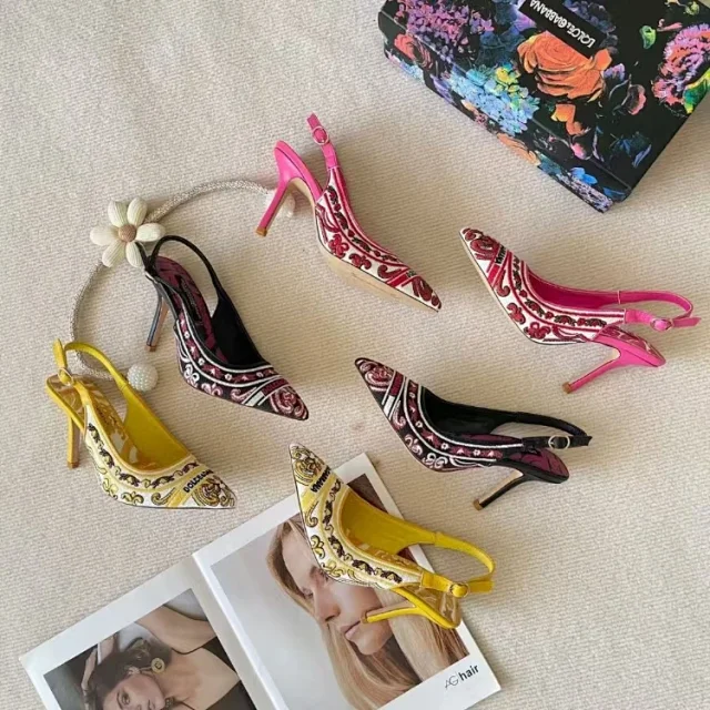 Dolce & Gabbana High Heels Embroidered pointed-toe slingback product detail image 2