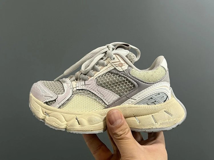 Balenciaga Sneakers Mesh Lace-Up Chunky — Apricot color