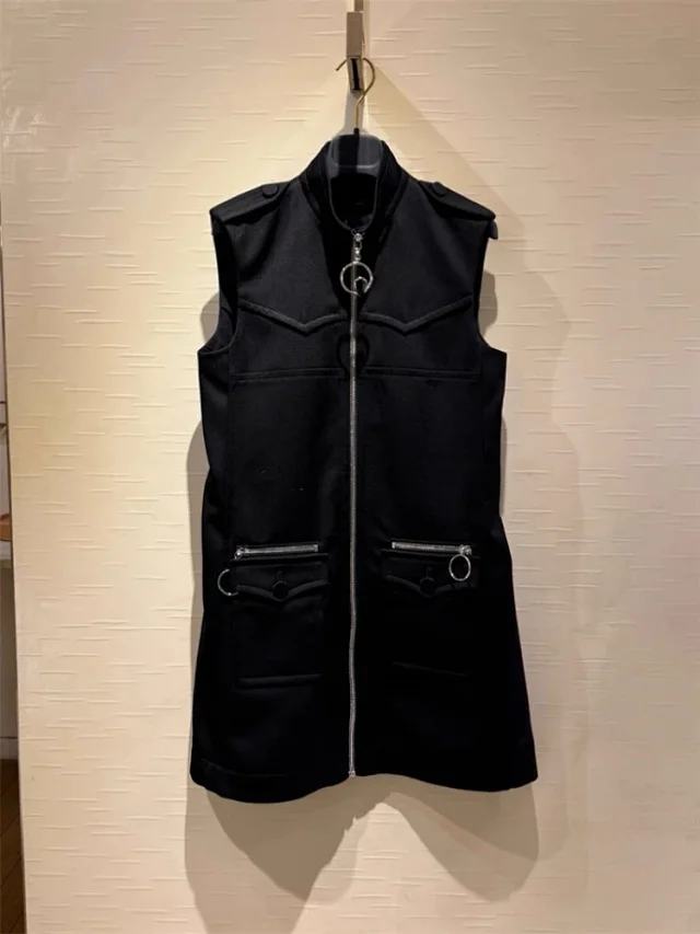 Unbranded Dresses Sleeveless Stand-Collar Zip-Front Utility Dress with Cargo Pockets product detail image 2