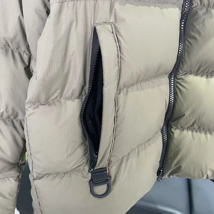 Canada Goose Down Jackets Hooded puffer jacket image 8