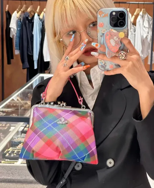 Vivienne Westwood Orb Plaid Clutch Bag Multicolor Clutches - 4