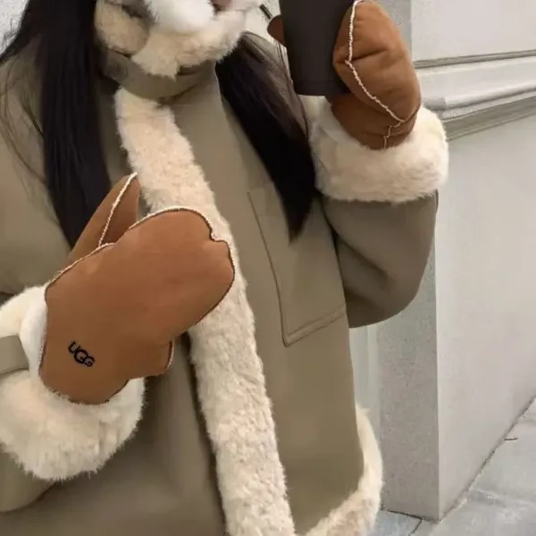 UGG Classic Mini Mitten Chestnut Shearling-Lined Gloves - 5