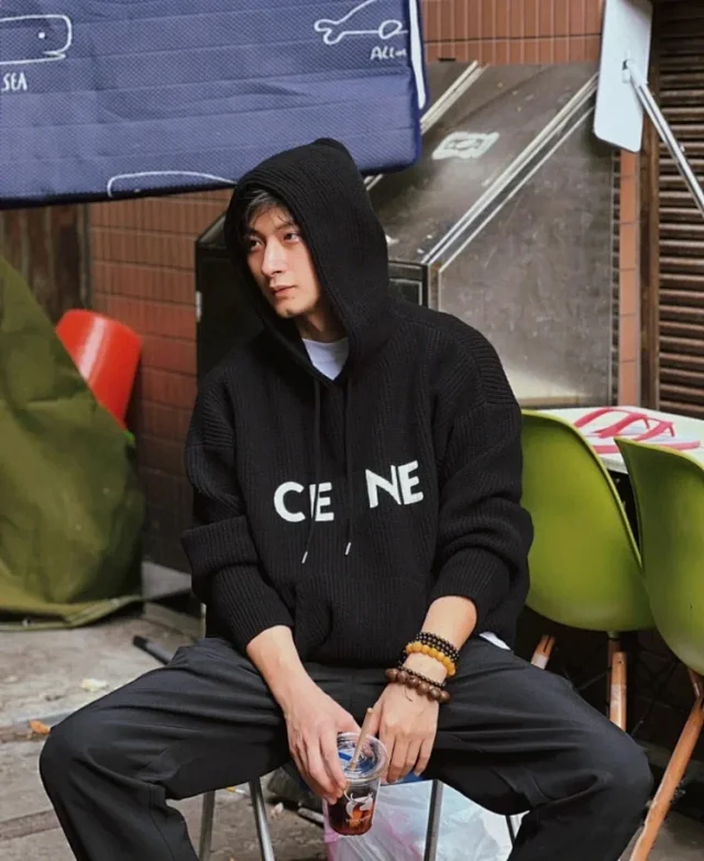 Unbranded Knitwear Letter Appliqué Hooded Knit Pullover product detail image 3
