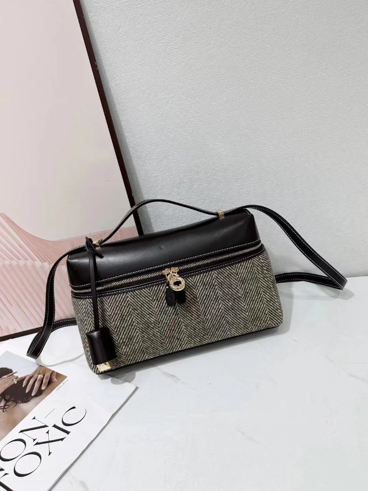 Gucci Black and Beige Herringbone Bag