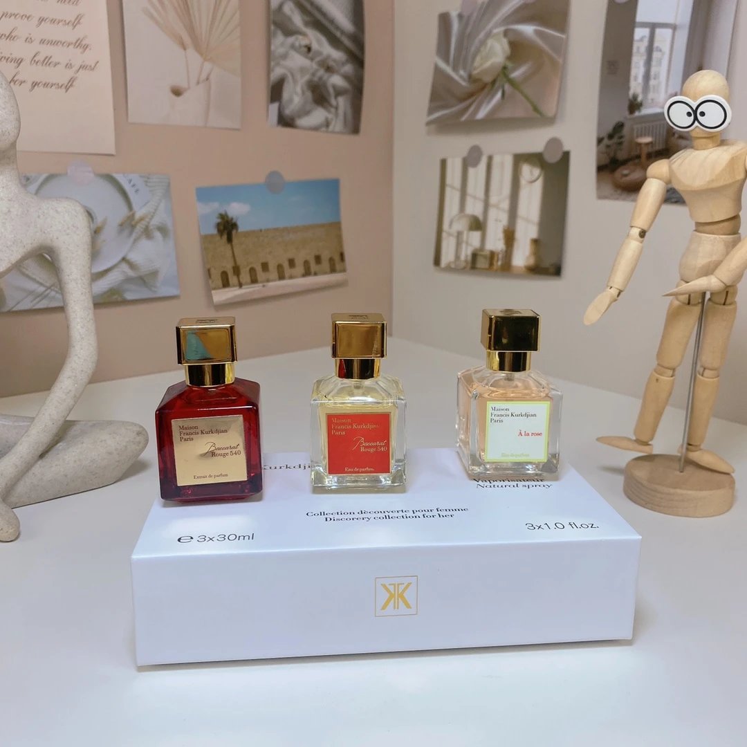 Maison Francis Kurkdjian Baccarat Rouge 540 & À la Rose Eau de Parfum Set Perfume - 9