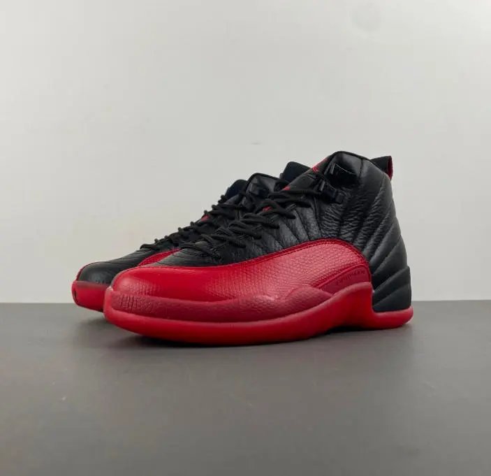 Air Jordan 12 Black 