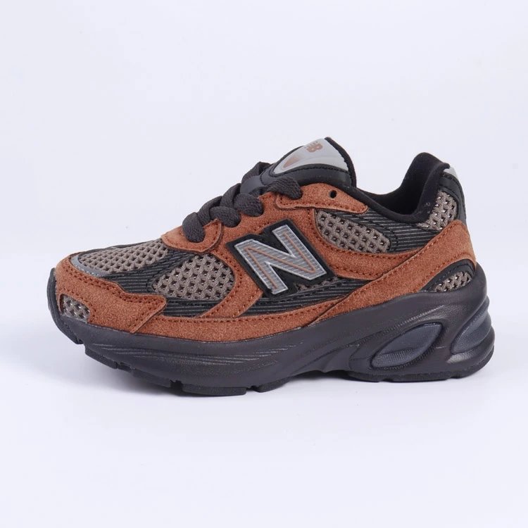 New Balance Sneakers NB2010 Kids' Low-Top — Black-brown