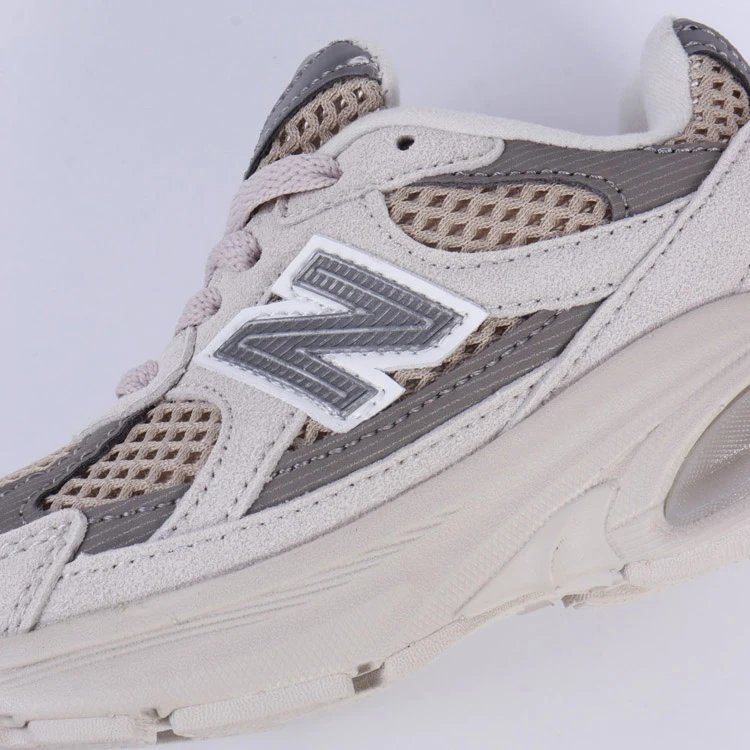 New Balance Sneakers NB2010 Kids' Low-Top image 6