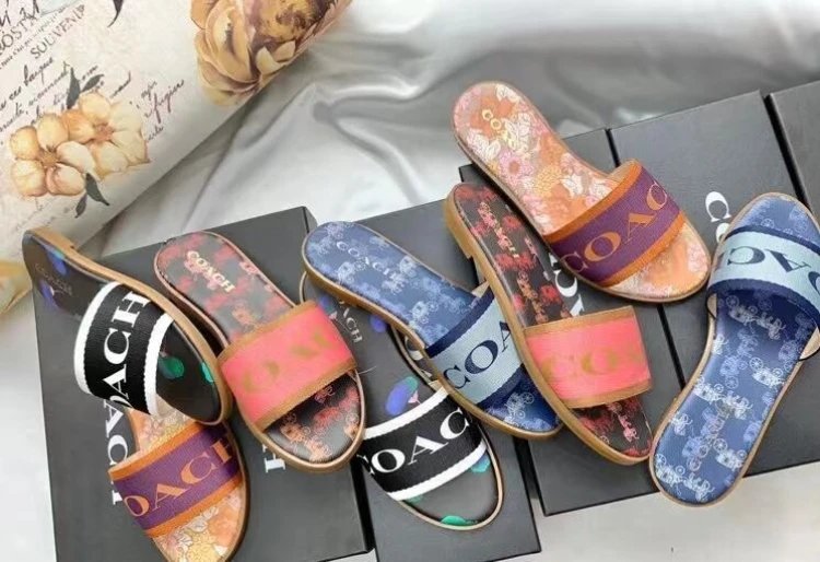 Coach Slide Sandals - 004136