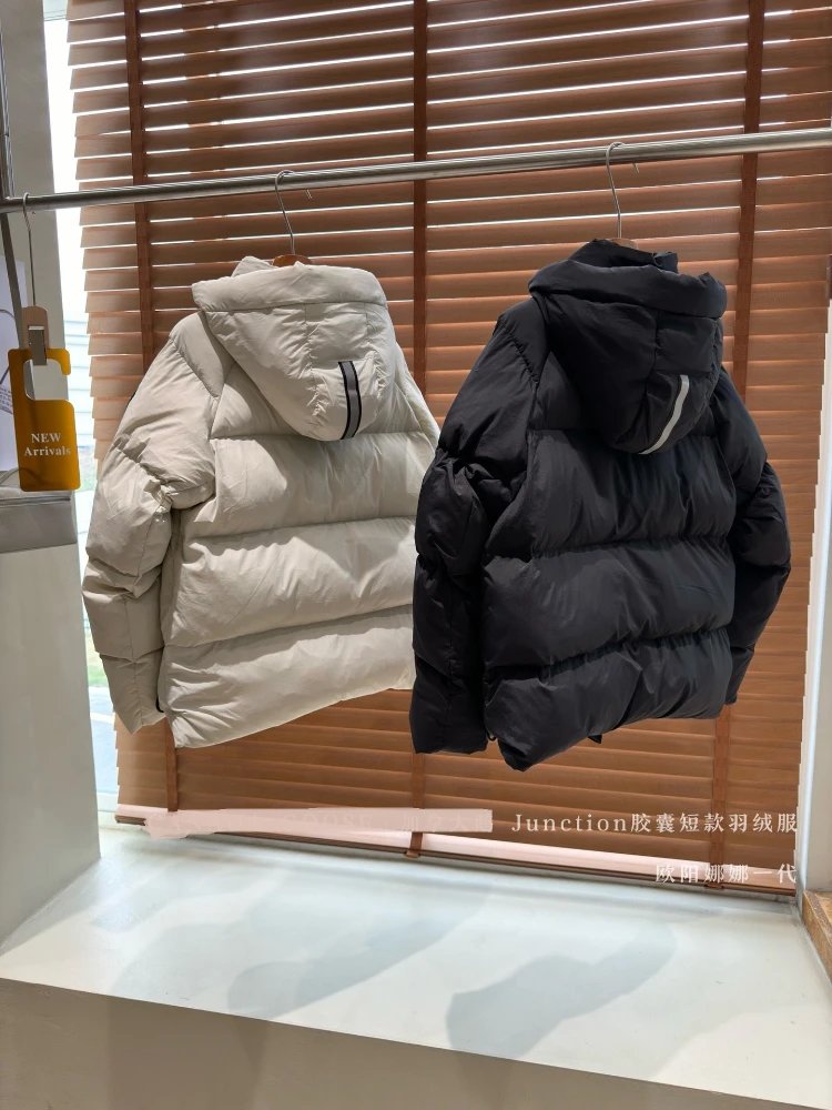 Canada Goose Down Jackets Hooded puffer jacket image 5