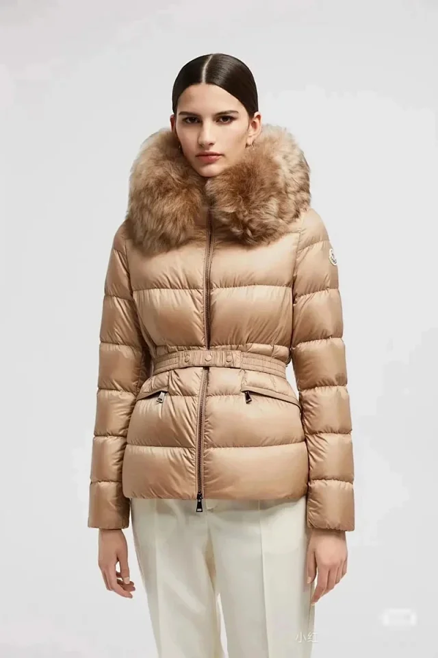 Moncler Down Jackets Fur-Trim Hooded Belted Puffer Jacket product detail image 5