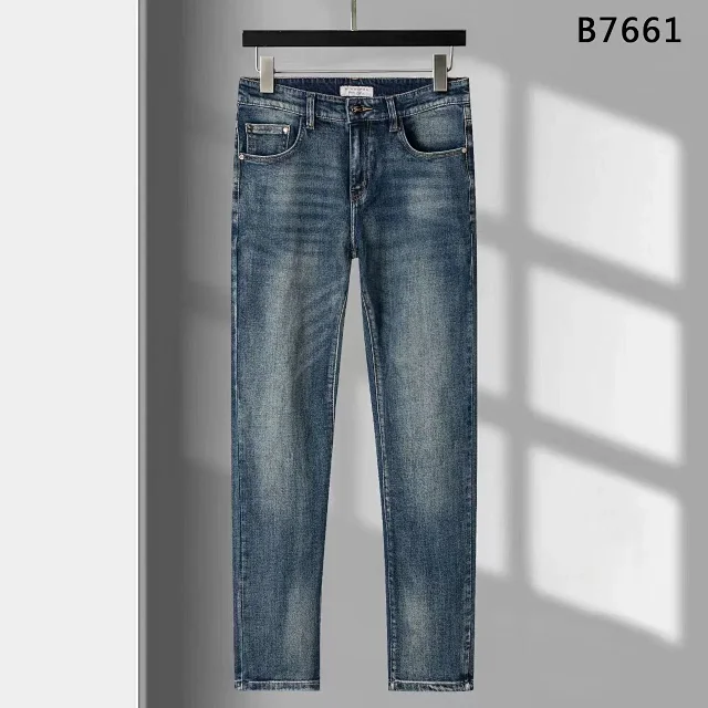 Burberry Jeans B7661 straight-leg graphic-pocket product detail image 2
