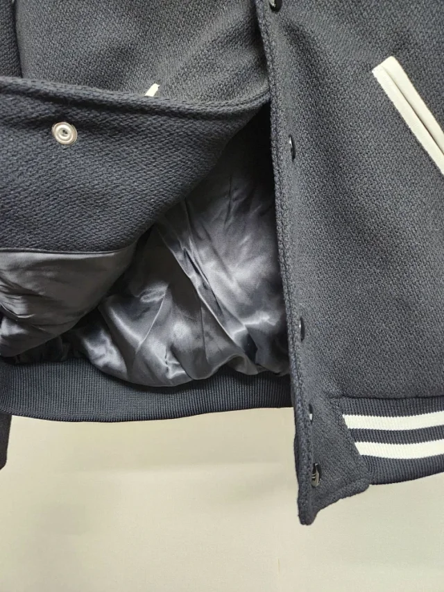 Unbranded Jackets Varsity bomber jacket with contrast raglan panels product detail image 6
