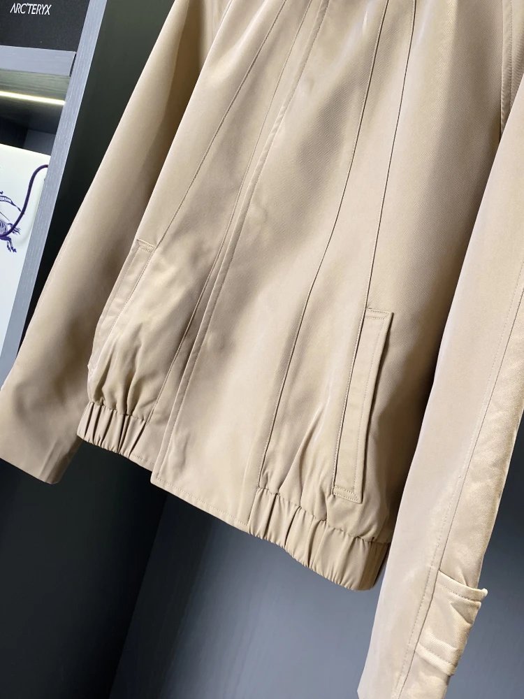 Unbranded Jackets Pointed-Collar Paneled Jacket with Elastic Hem image 6