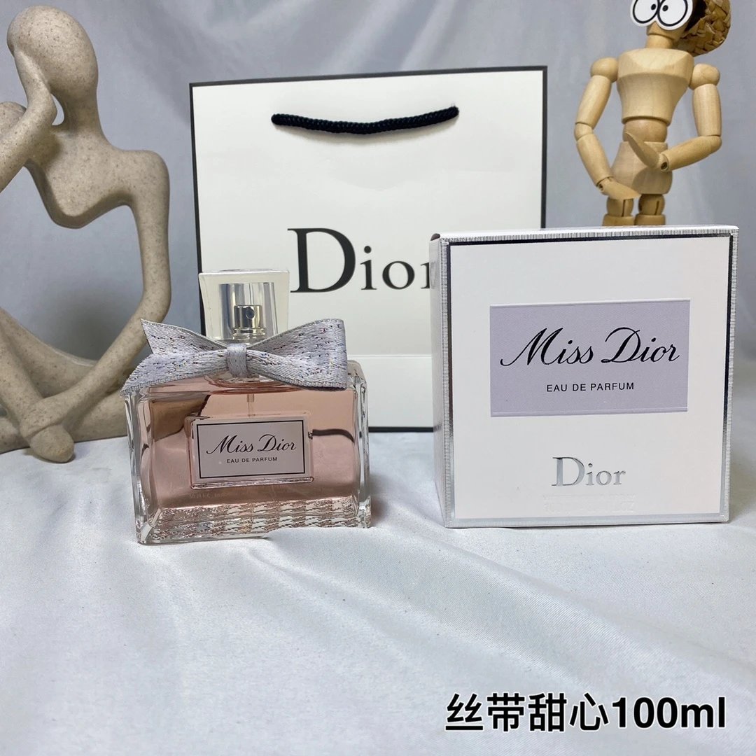 Dior Model 3466 - new Ribbon Sweetheart eau de parfum 100ml