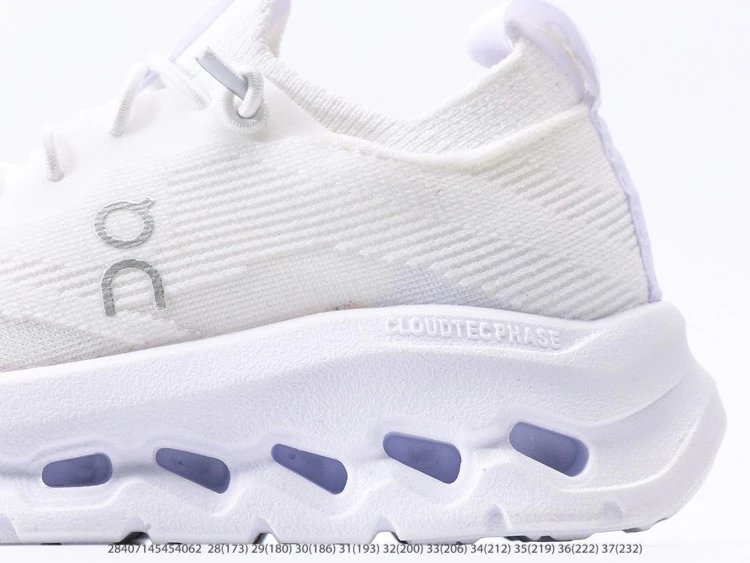 On Sneakers Children's mesh lace-up with cutout sole image 8