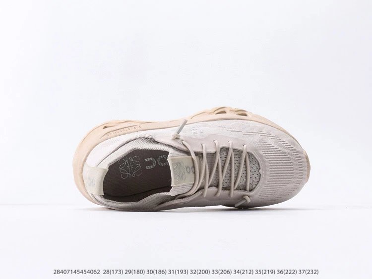 On Sneakers Children's mesh lace-up with cutout sole image 4