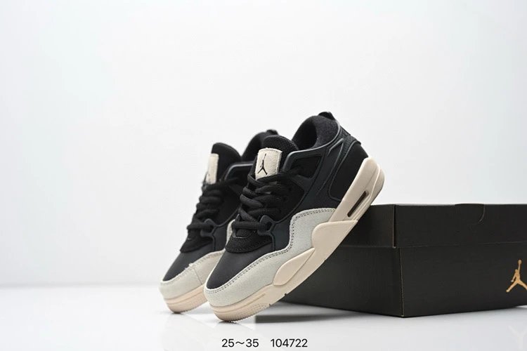 Jordan Sneakers Air 4 RM image 2