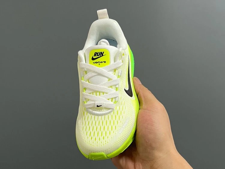 Nike Sneakers Vomero 18 image 5